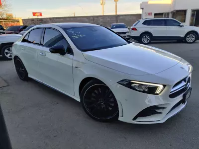 Mercedes Benz AMG 2023