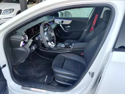 Mercedes Benz AMG 2023