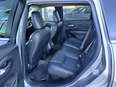 Jeep Cherokee VUD 2017