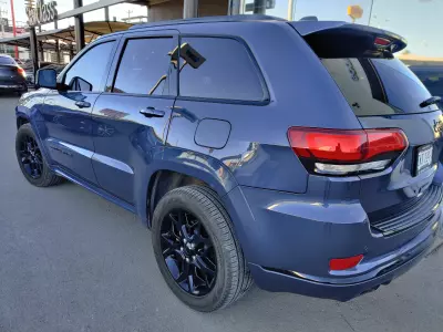 Jeep Grand Cherokee VUD 2021