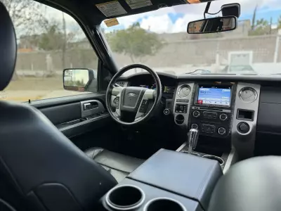 Ford Expedition VUD 2016