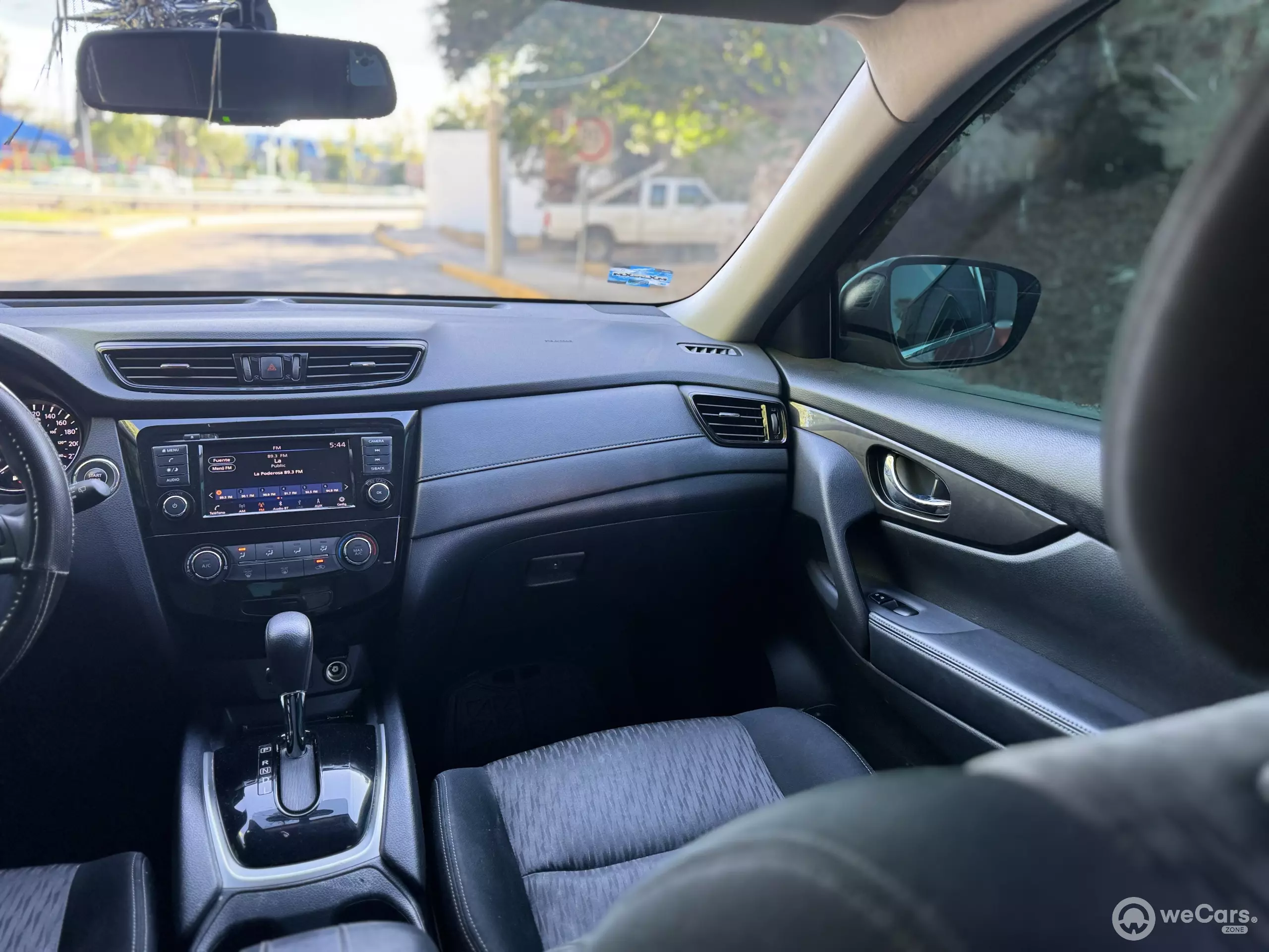 Nissan X-Trail VUD