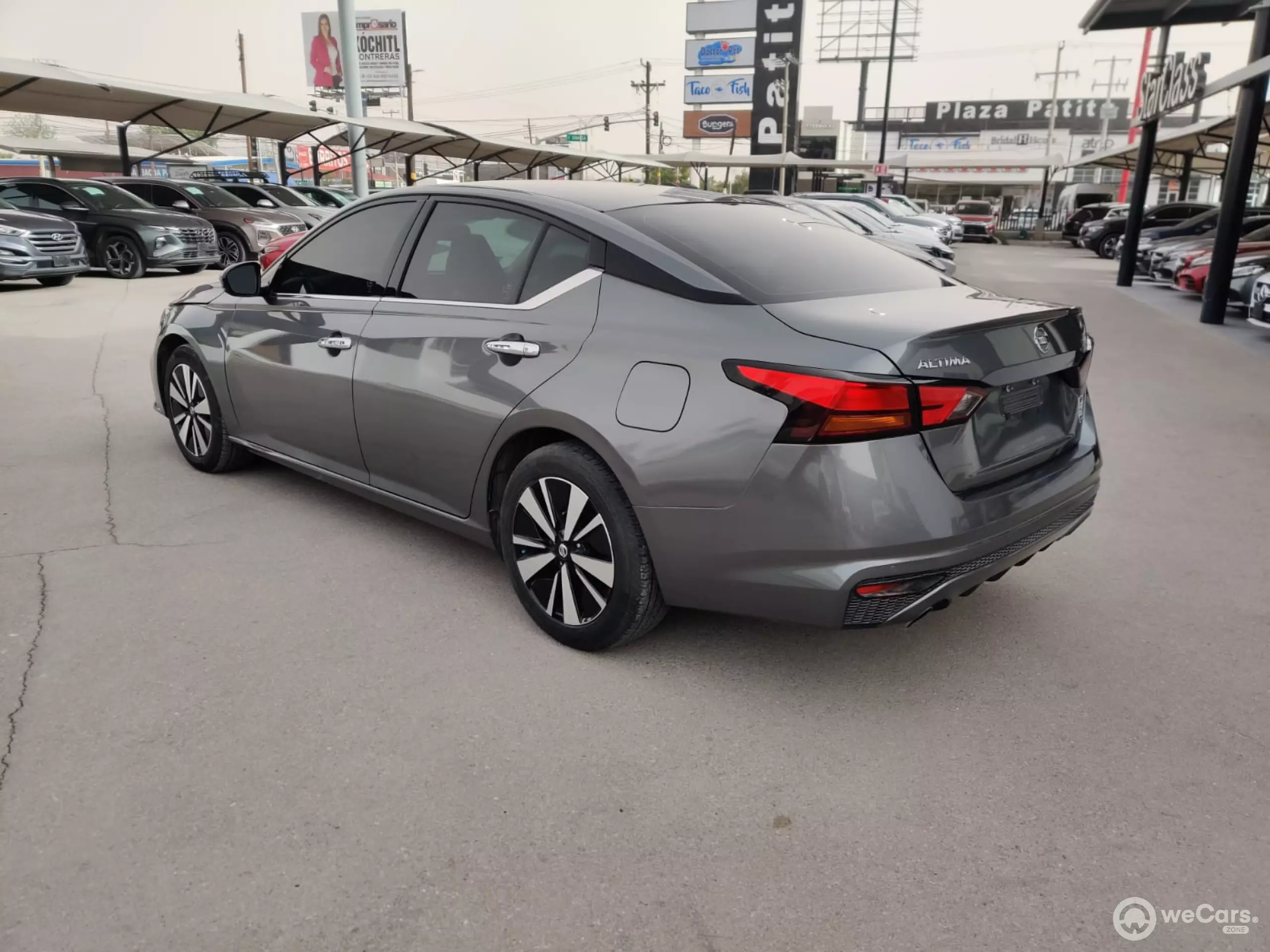 Nissan Altima