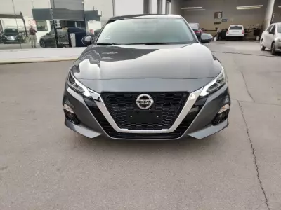 Nissan Altima 2022