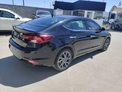 Hyundai Elantra 2020