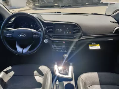 Hyundai Elantra 2020