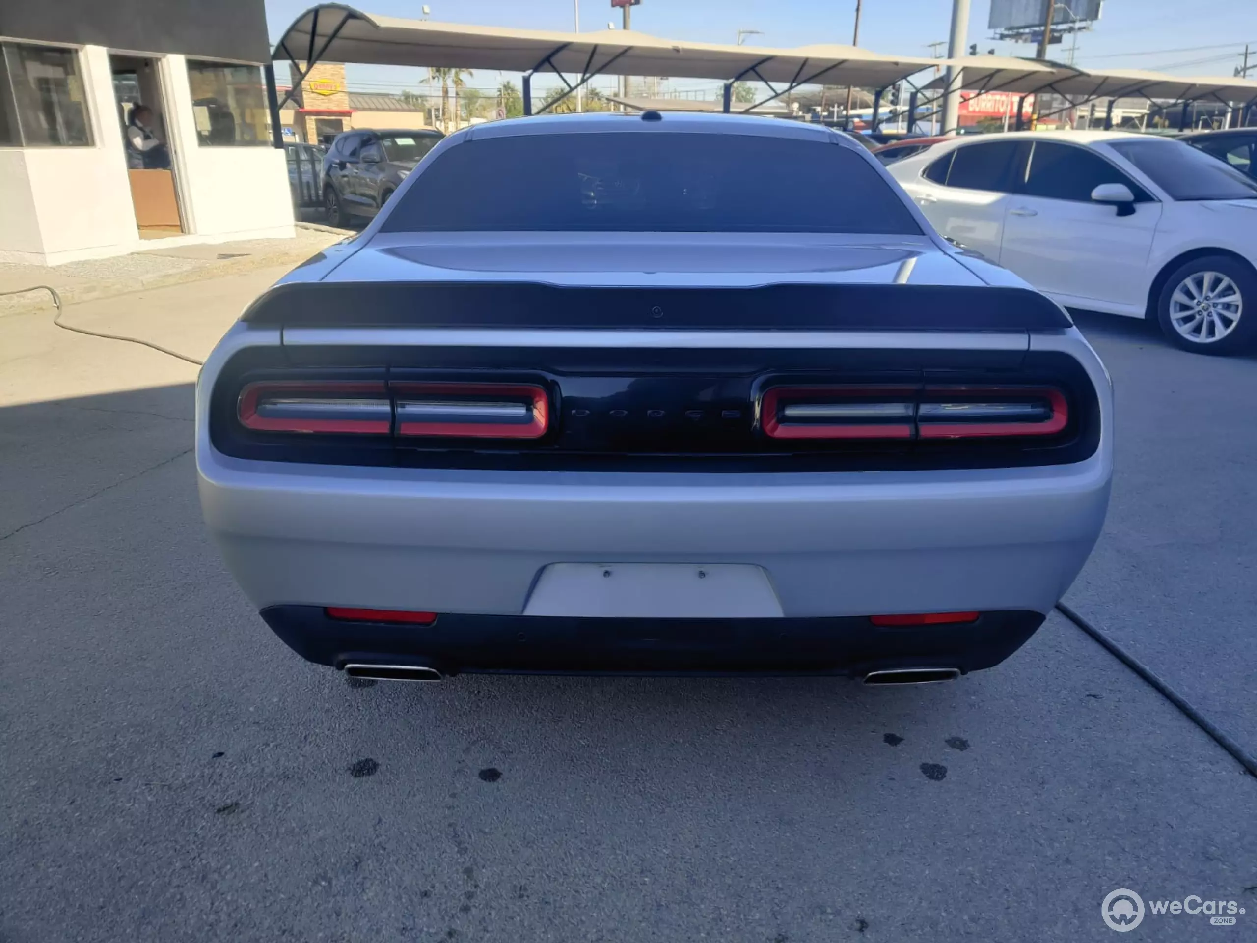 Dodge Challenger