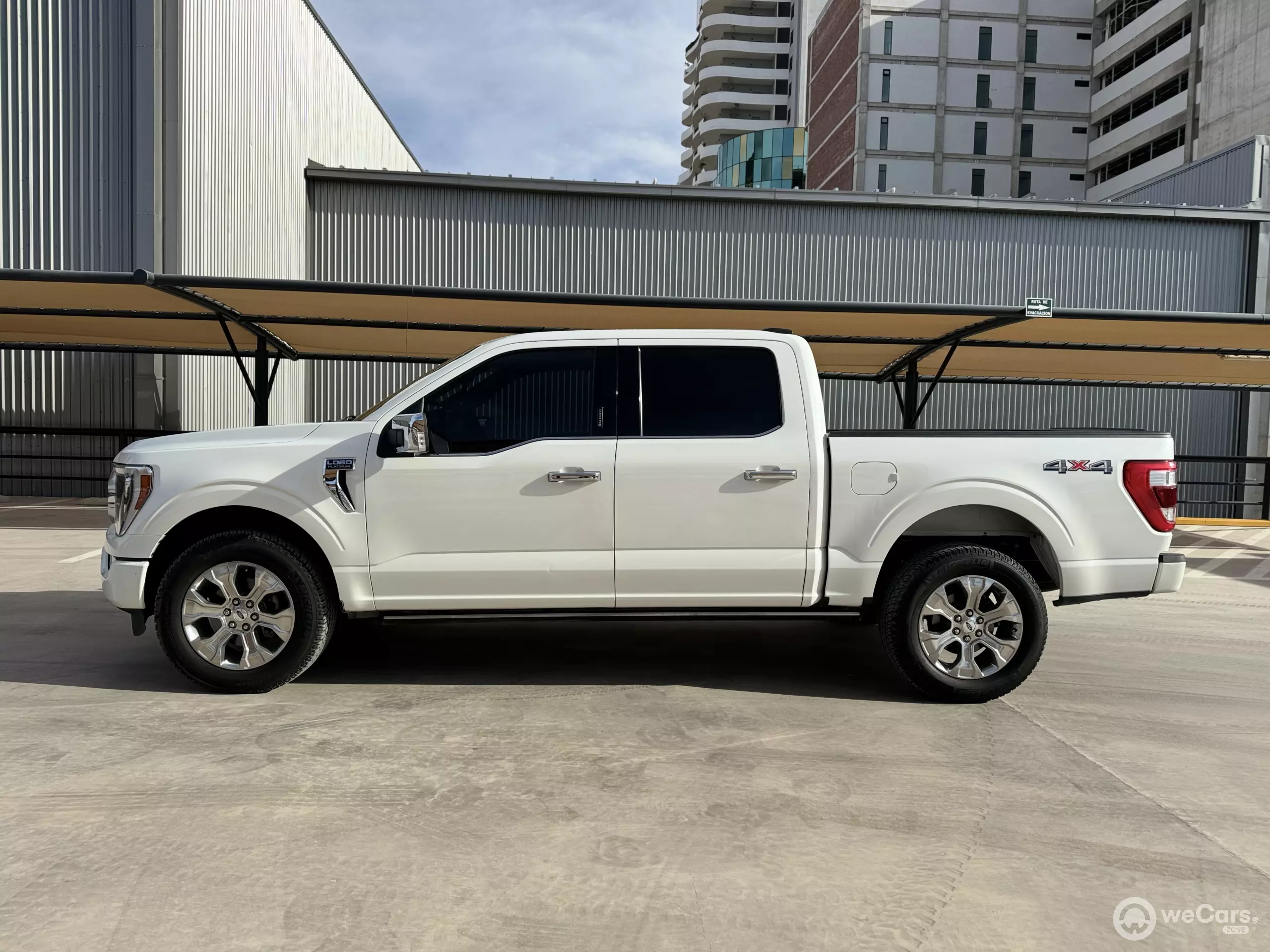 Ford Lobo Pick-Up