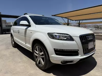 Audi Q7 VUD 2013