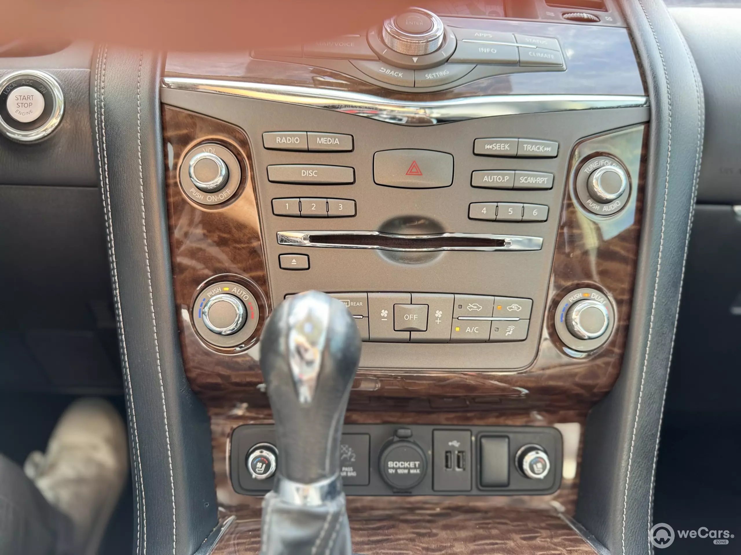 Nissan Armada VUD