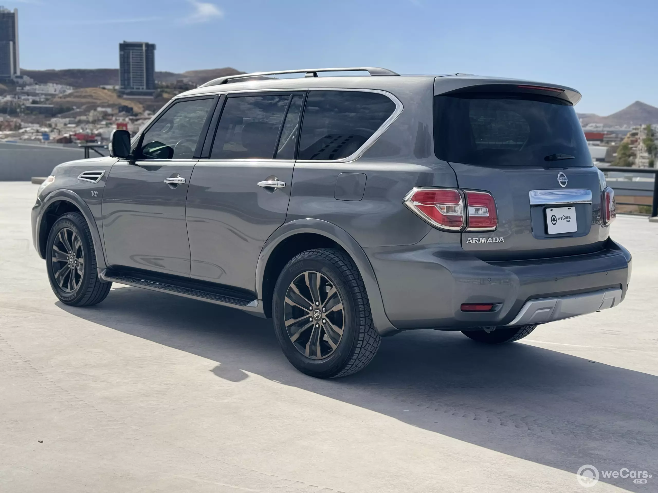 Nissan Armada VUD