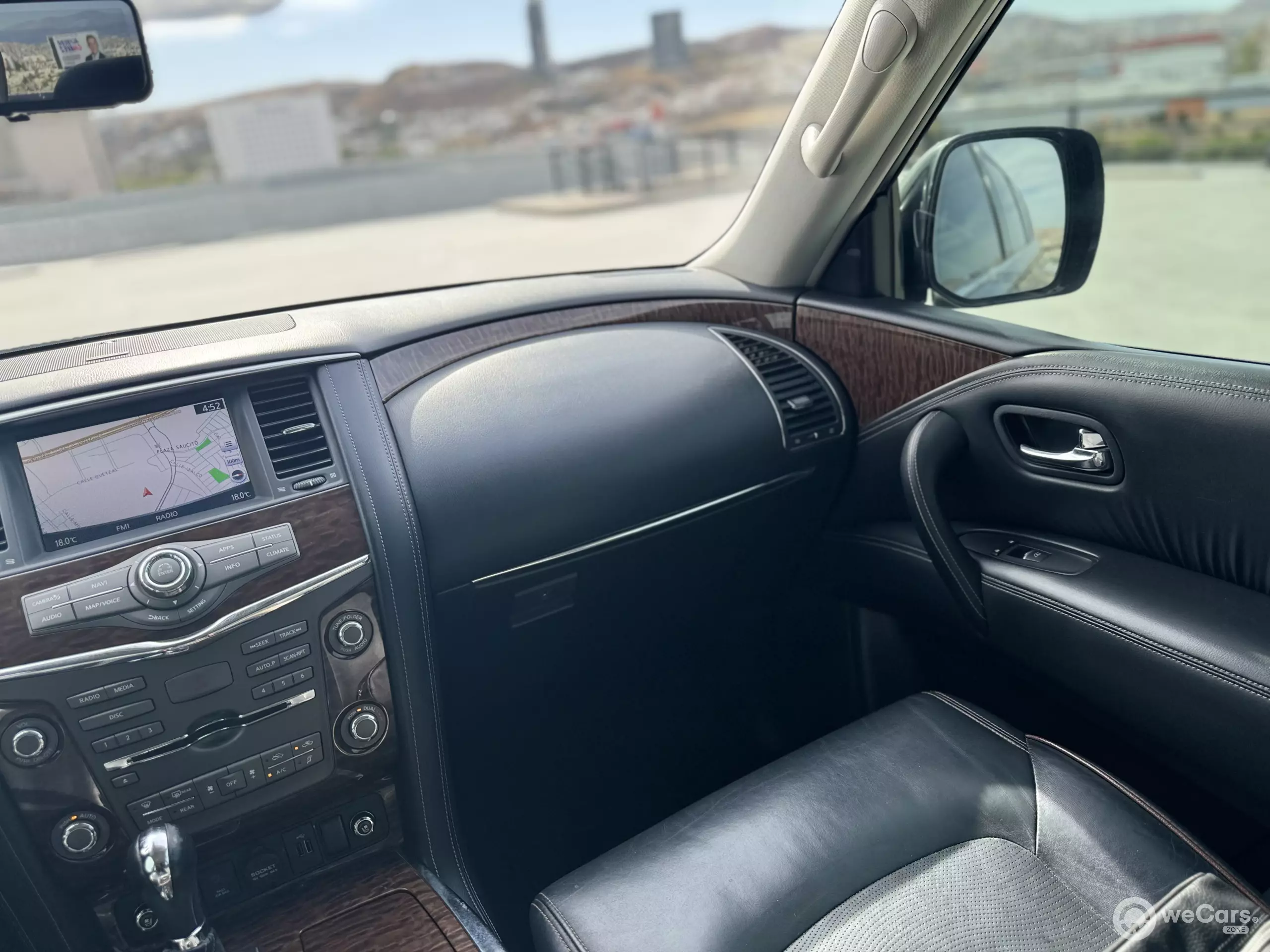 Nissan Armada VUD