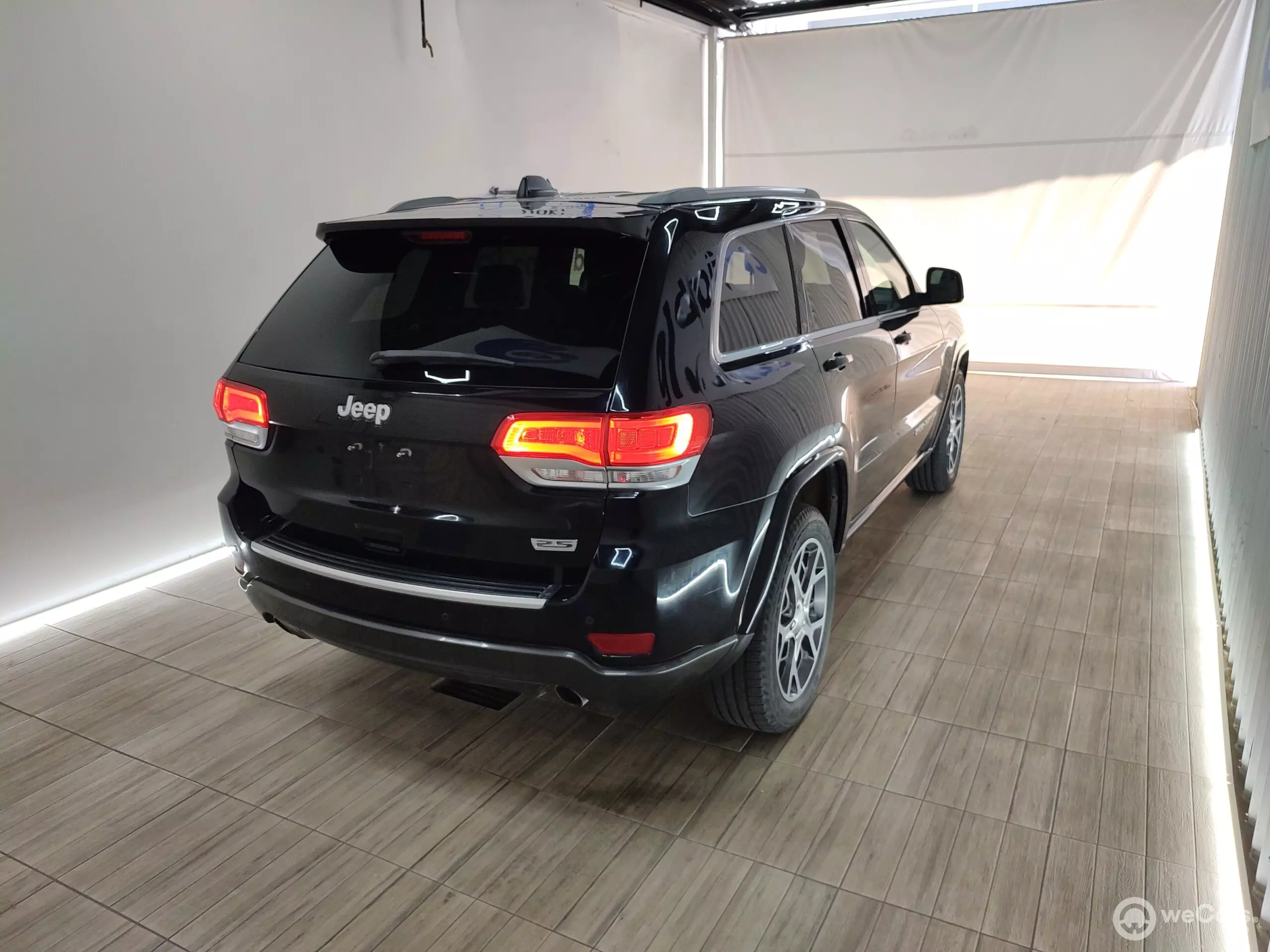 Jeep Grand Cherokee VUD