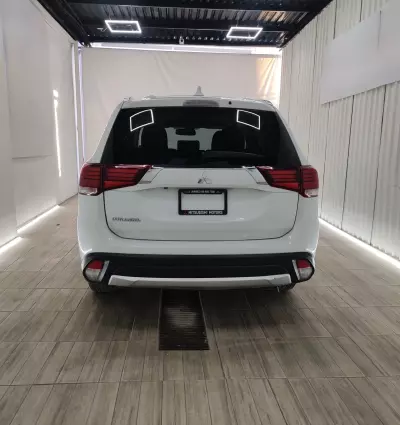 Mitsubishi Outlander VUD 2018