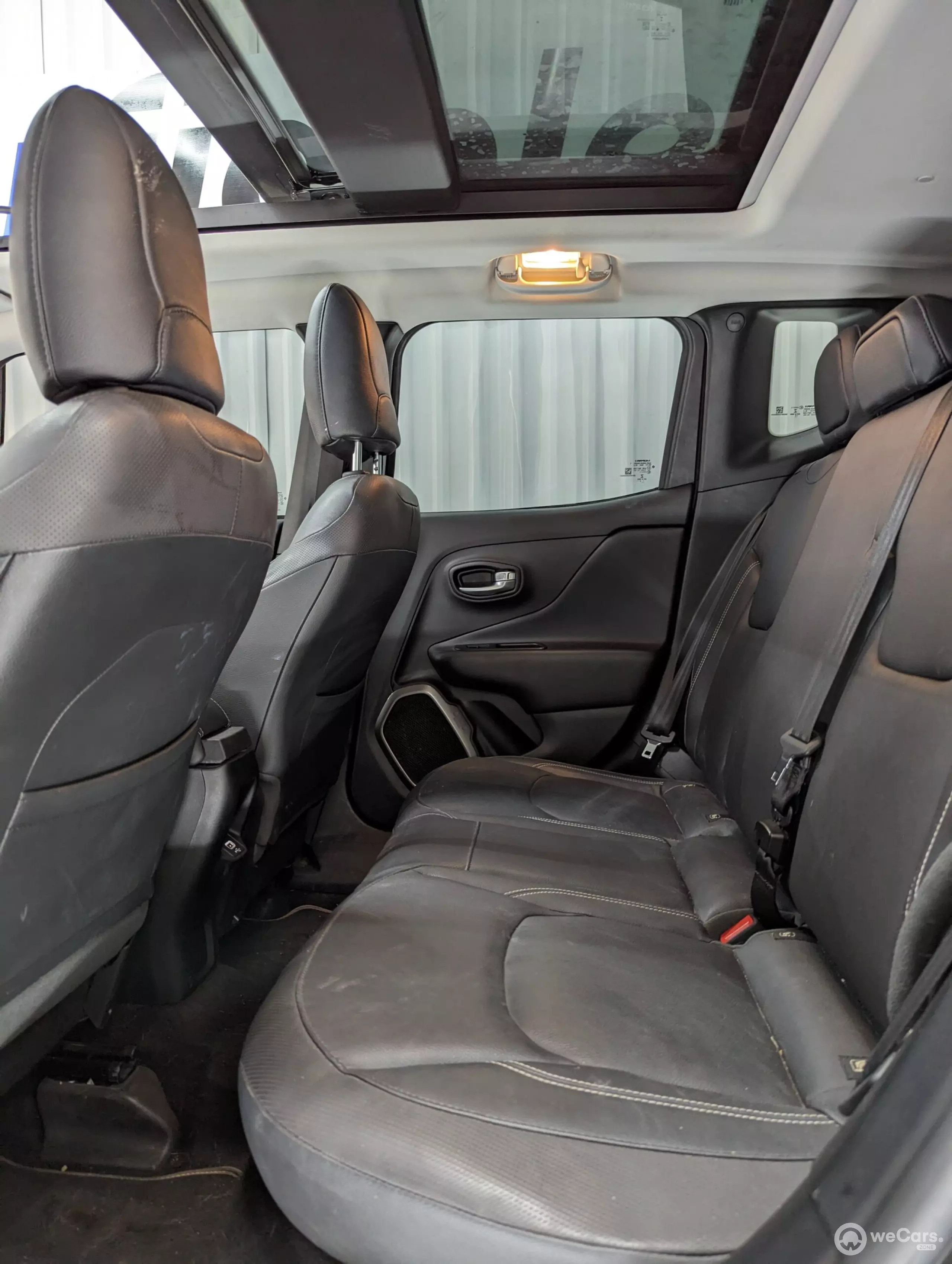 Jeep Renegade VUD