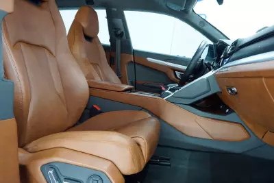 Lamborghini URUS 2021