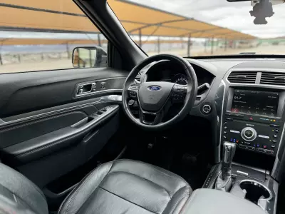 Ford Explorer VUD 2019