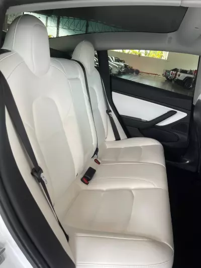 Tesla Model 3 2019