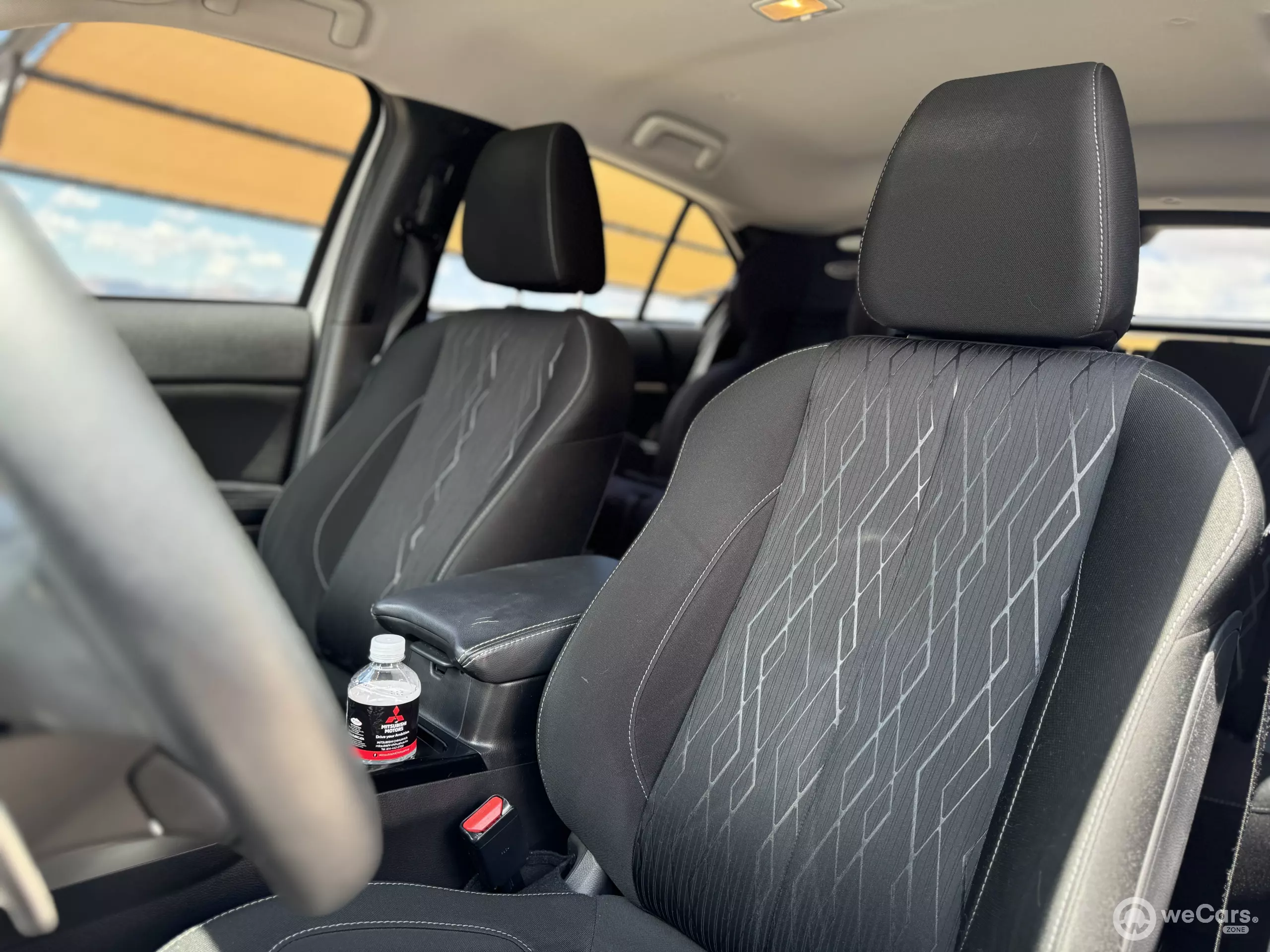 Mitsubishi Eclipse Cross VUD