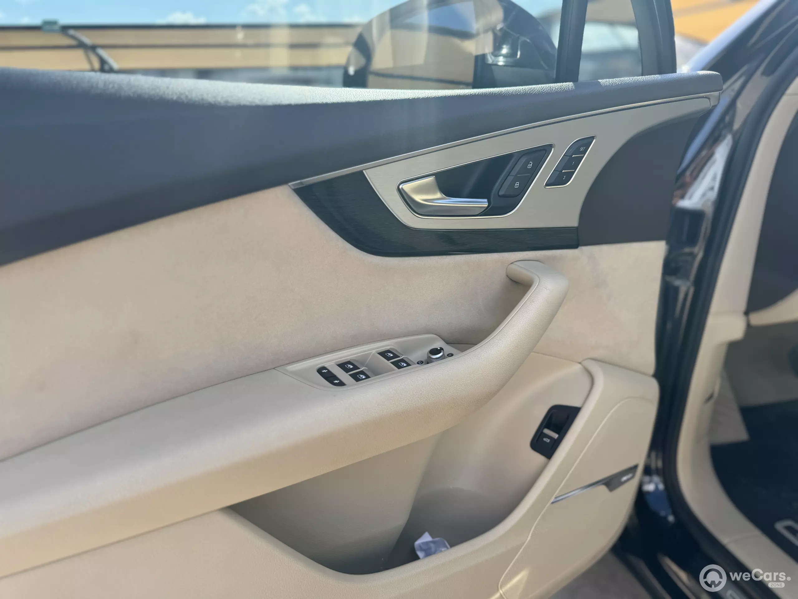 Audi Q7 VUD