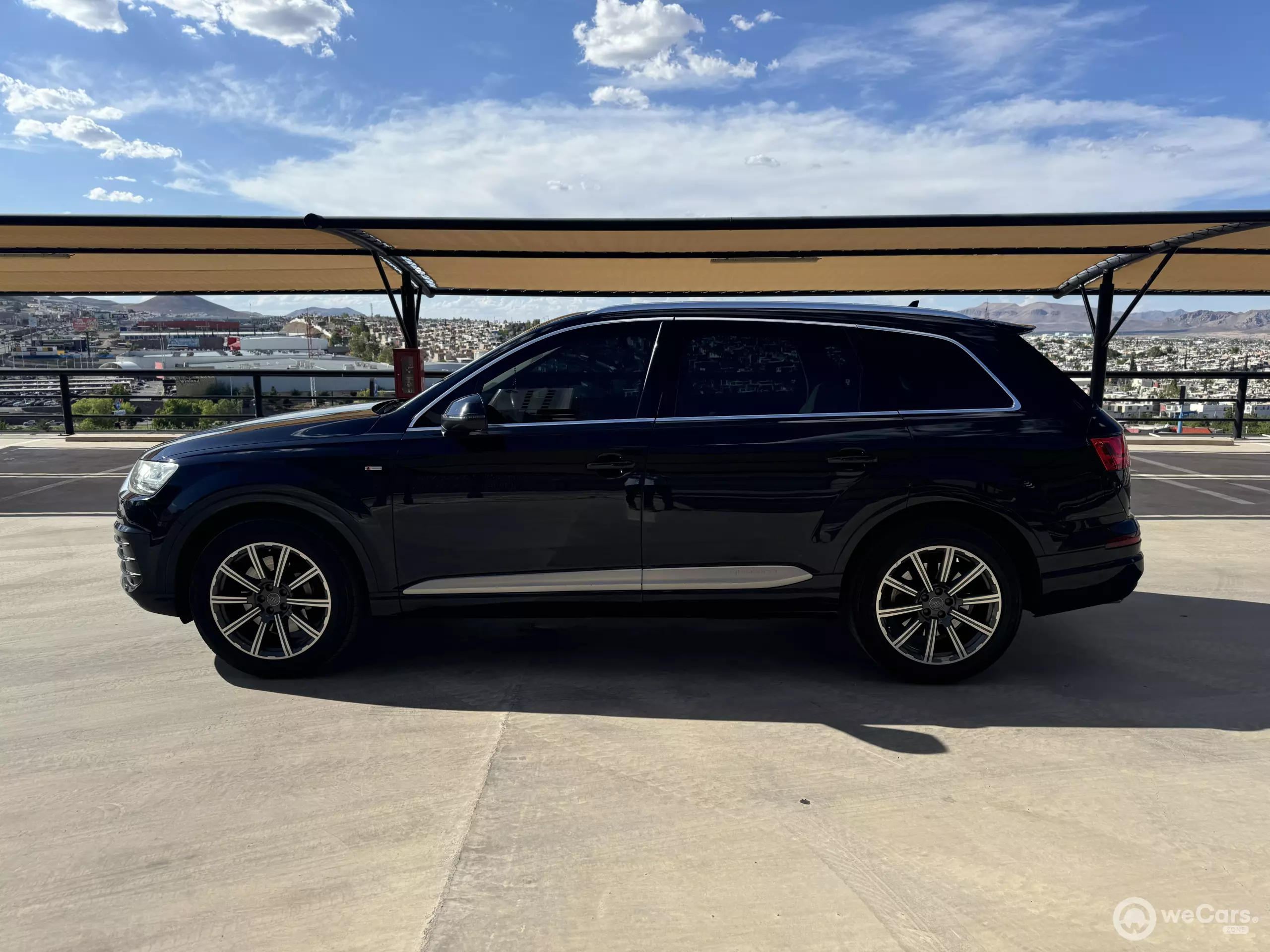 Audi Q7 VUD