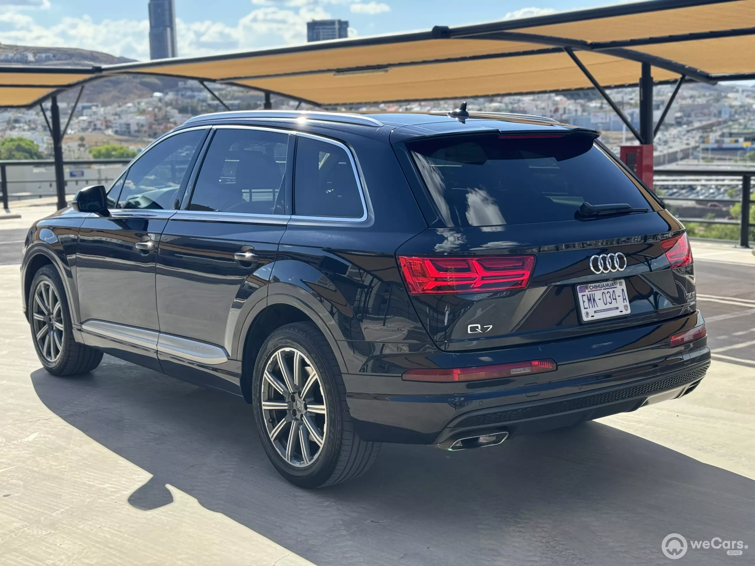Audi Q7 VUD