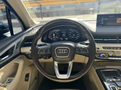 Audi Q7 VUD 2016