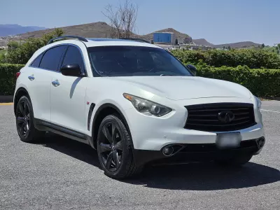 Infiniti QX70 VUD 4x4 2016