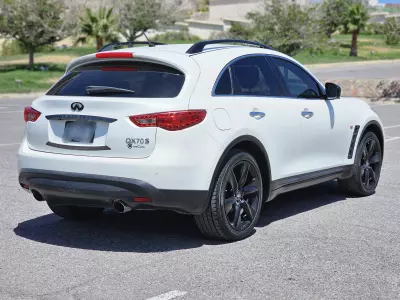 Infiniti QX70 VUD 4x4 2016
