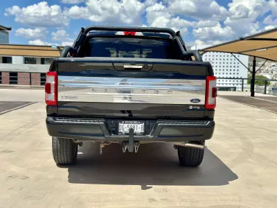 Ford Lobo Pick-Up 2023