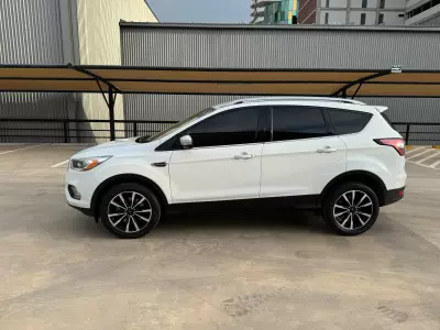 Ford Escape VUD 2017