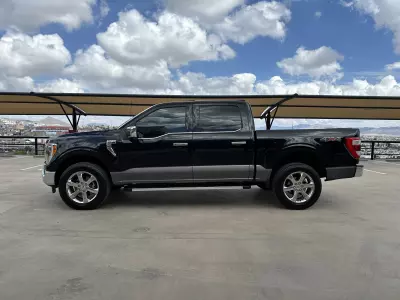 Ford Lobo Pick-Up 2023