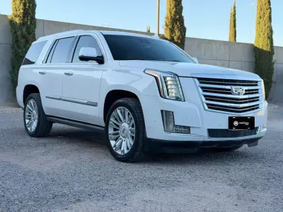 Cadillac Escalade VUD 2018