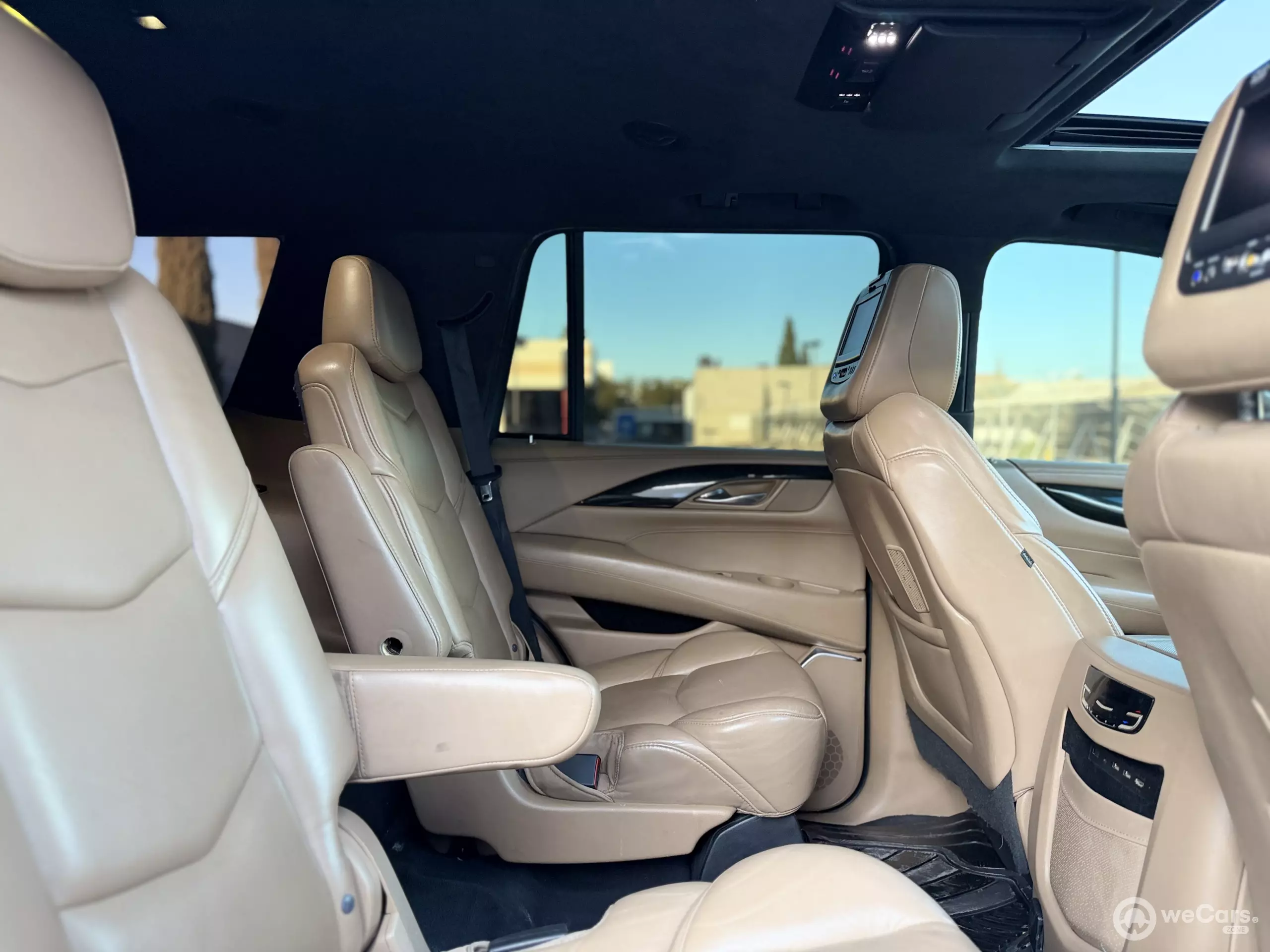 Cadillac Escalade VUD