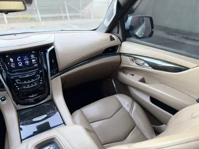 Cadillac Escalade VUD 2018