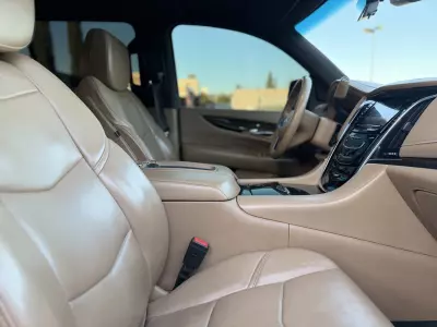 Cadillac Escalade VUD 2018
