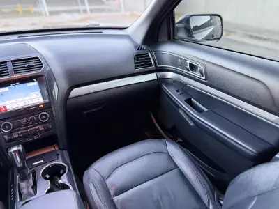 Ford Explorer VUD 2018