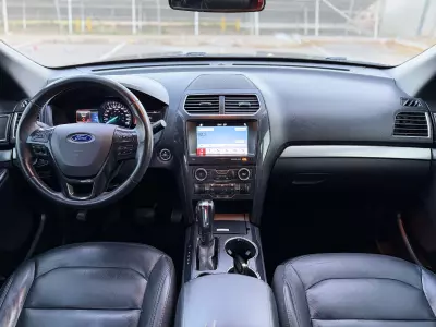 Ford Explorer VUD 2018