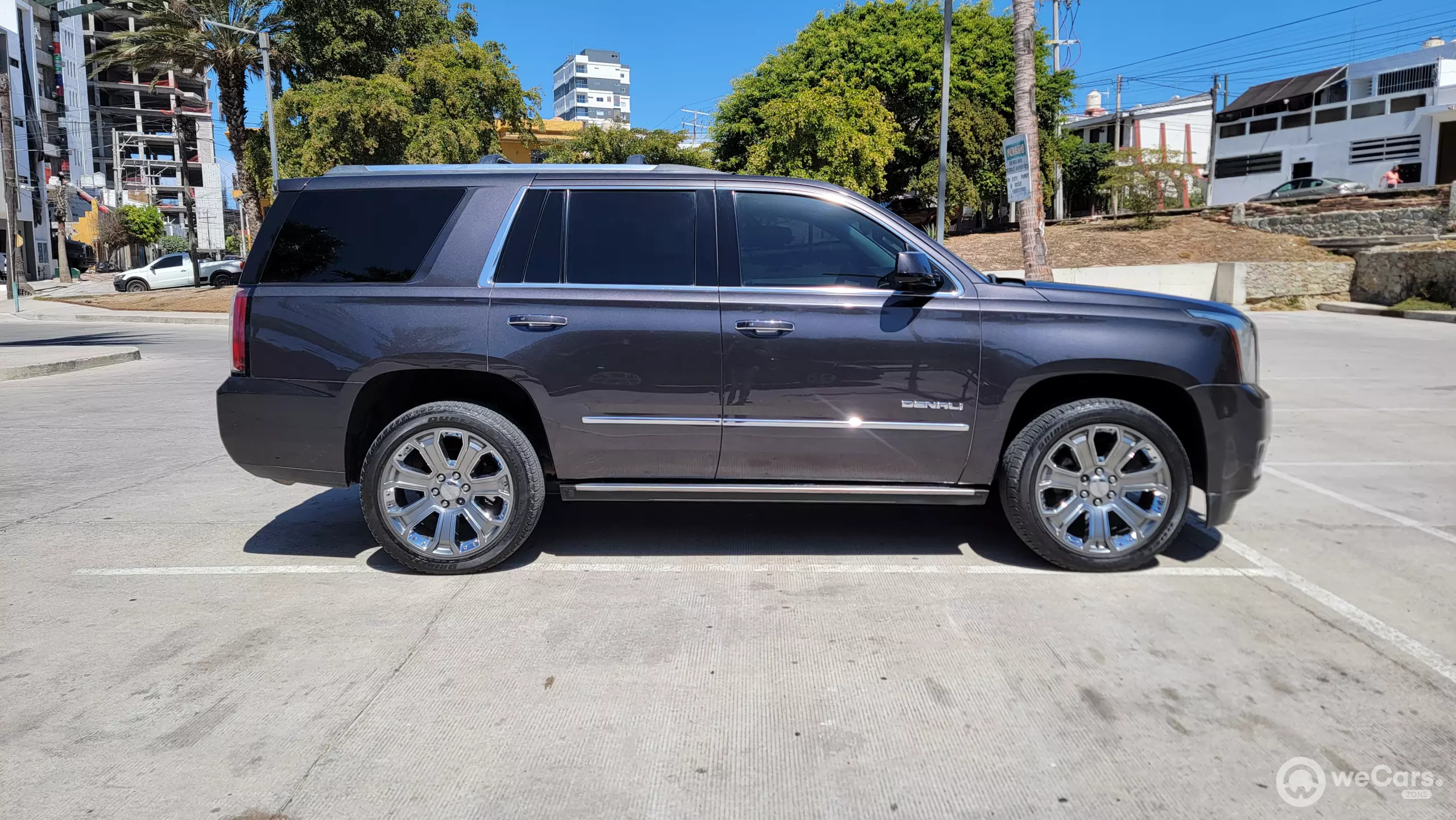 GMC Yukon VUD