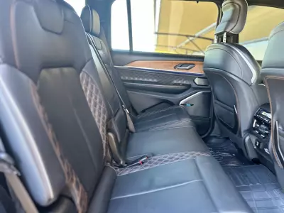 Jeep Grand Cherokee VUD 2022