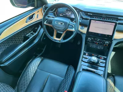 Jeep Grand Cherokee VUD 2022