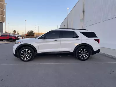 Ford Explorer VUD 2022