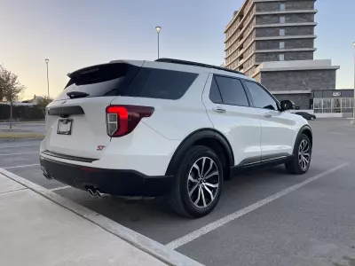 Ford Explorer VUD 2022