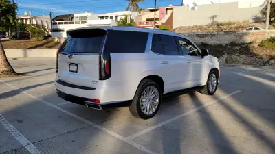 Cadillac Escalade VUD 2022