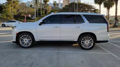 Cadillac Escalade VUD 2022