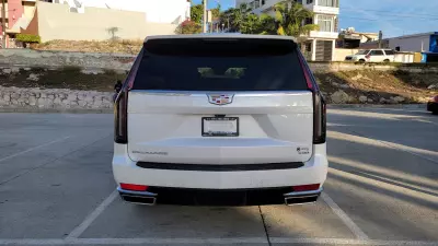 Cadillac Escalade VUD 2022