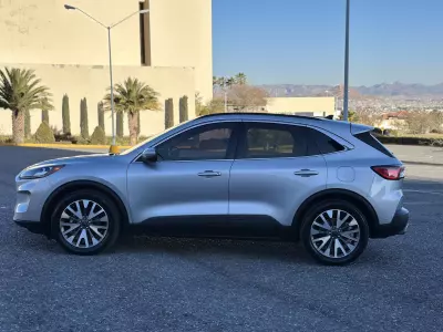 Ford Escape VUD 2020