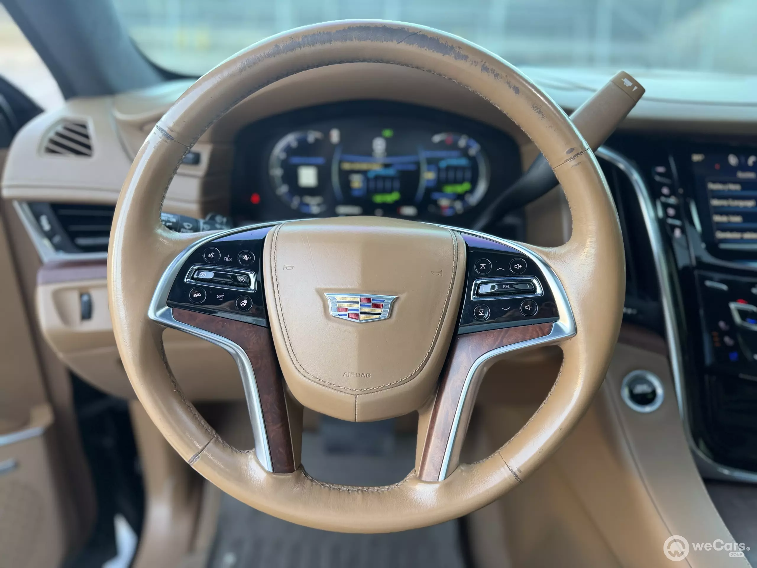 Cadillac Escalade VUD