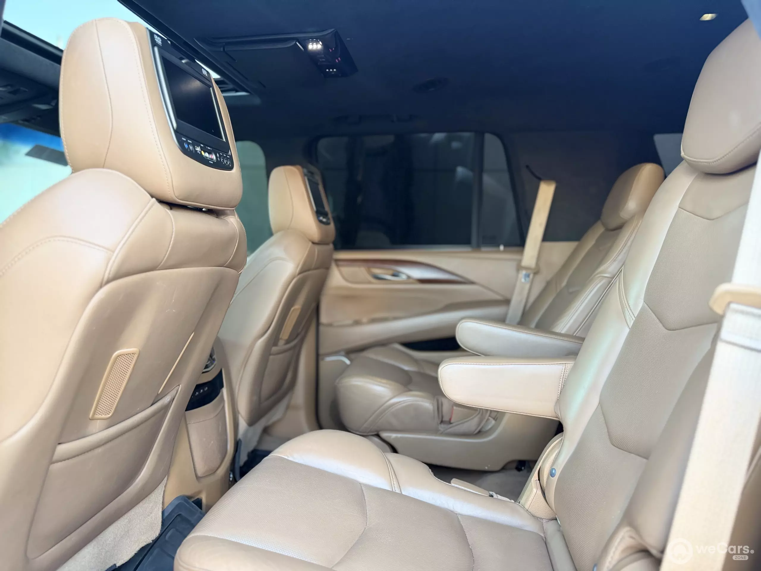 Cadillac Escalade VUD