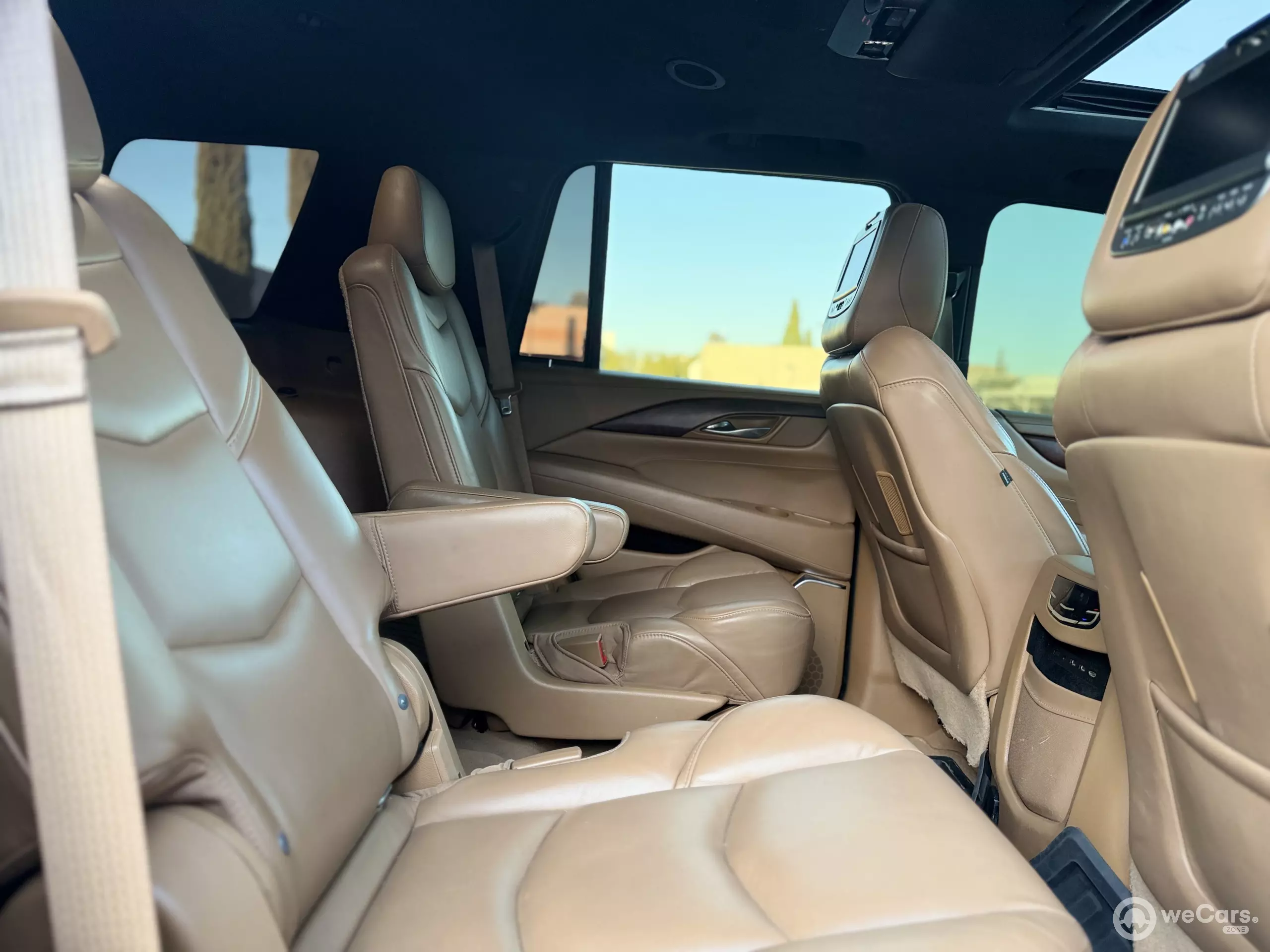 Cadillac Escalade VUD